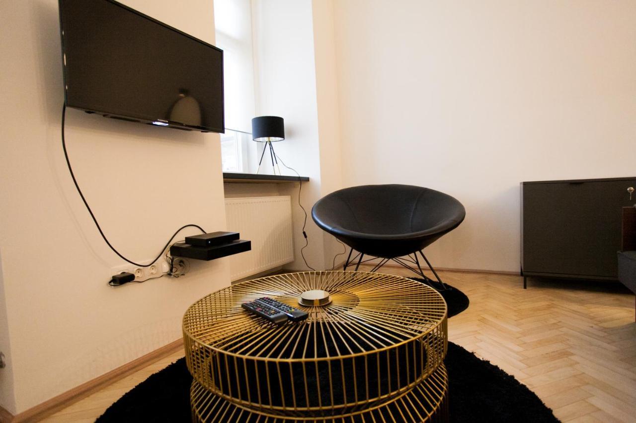 Real Delux Apartment Next To Gozsdu & Synagogue Budapest Luaran gambar