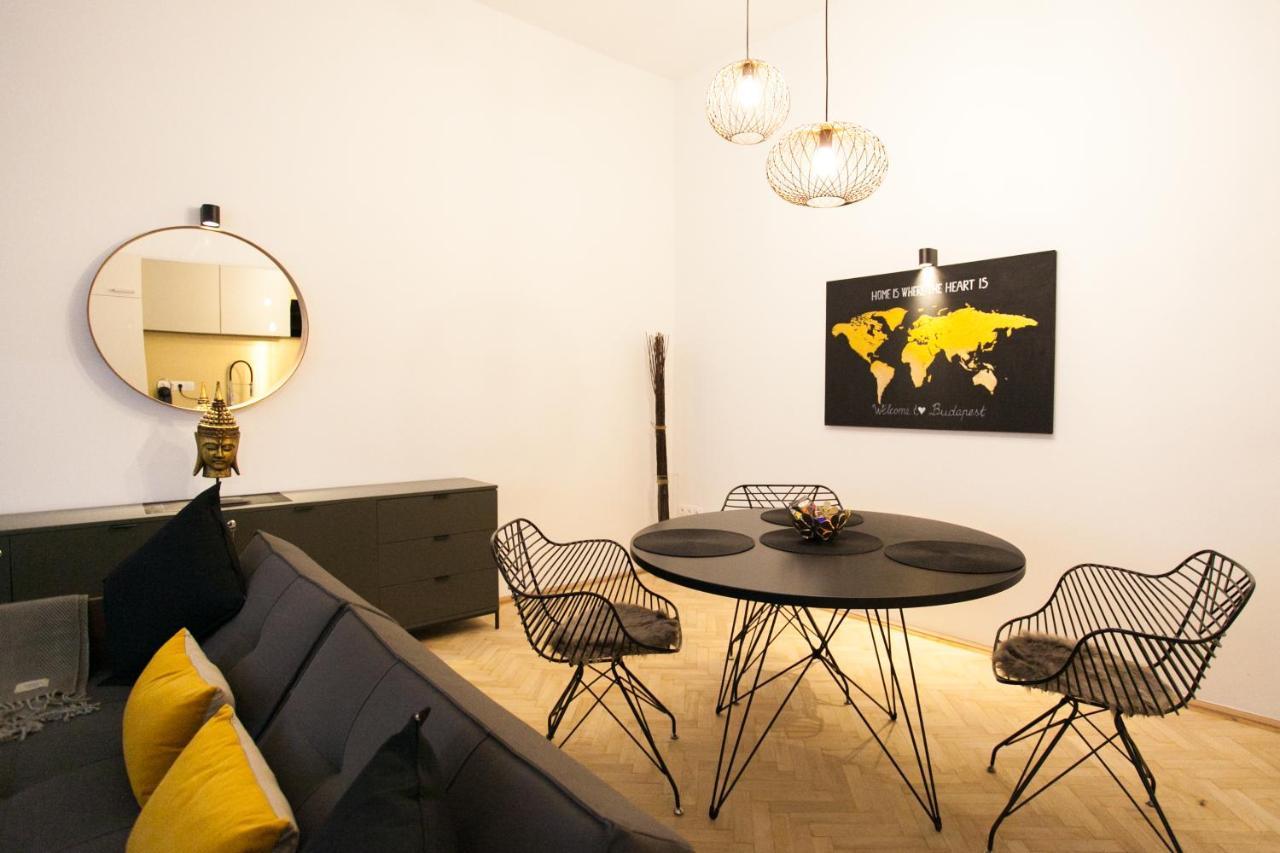 Real Delux Apartment Next To Gozsdu & Synagogue Budapest Luaran gambar