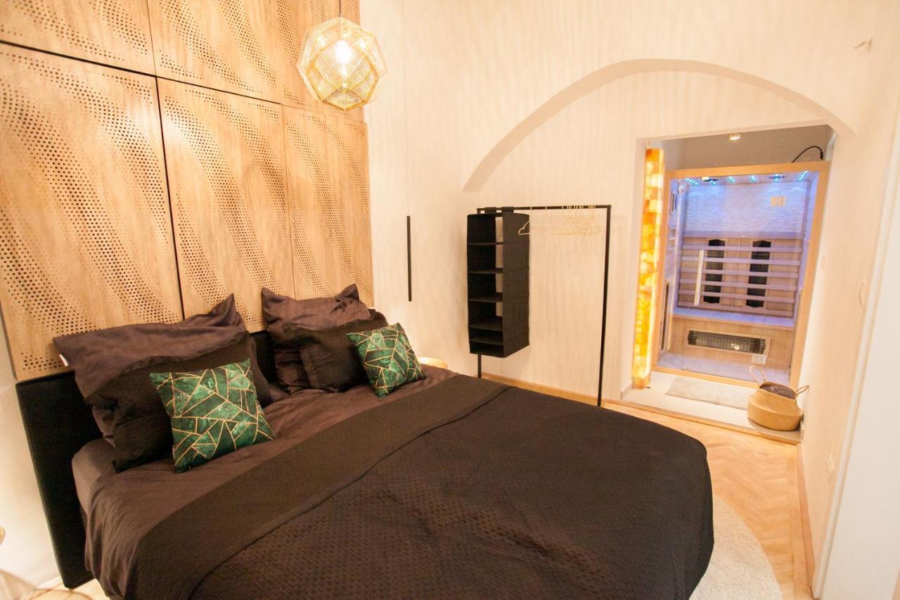 Real Delux Apartment Next To Gozsdu & Synagogue Budapest Luaran gambar