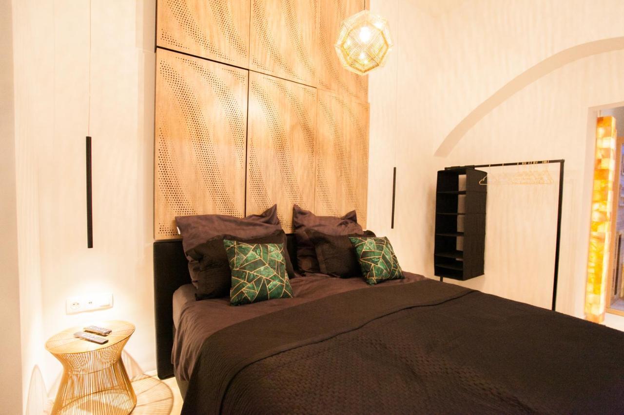 Real Delux Apartment Next To Gozsdu & Synagogue Budapest Luaran gambar